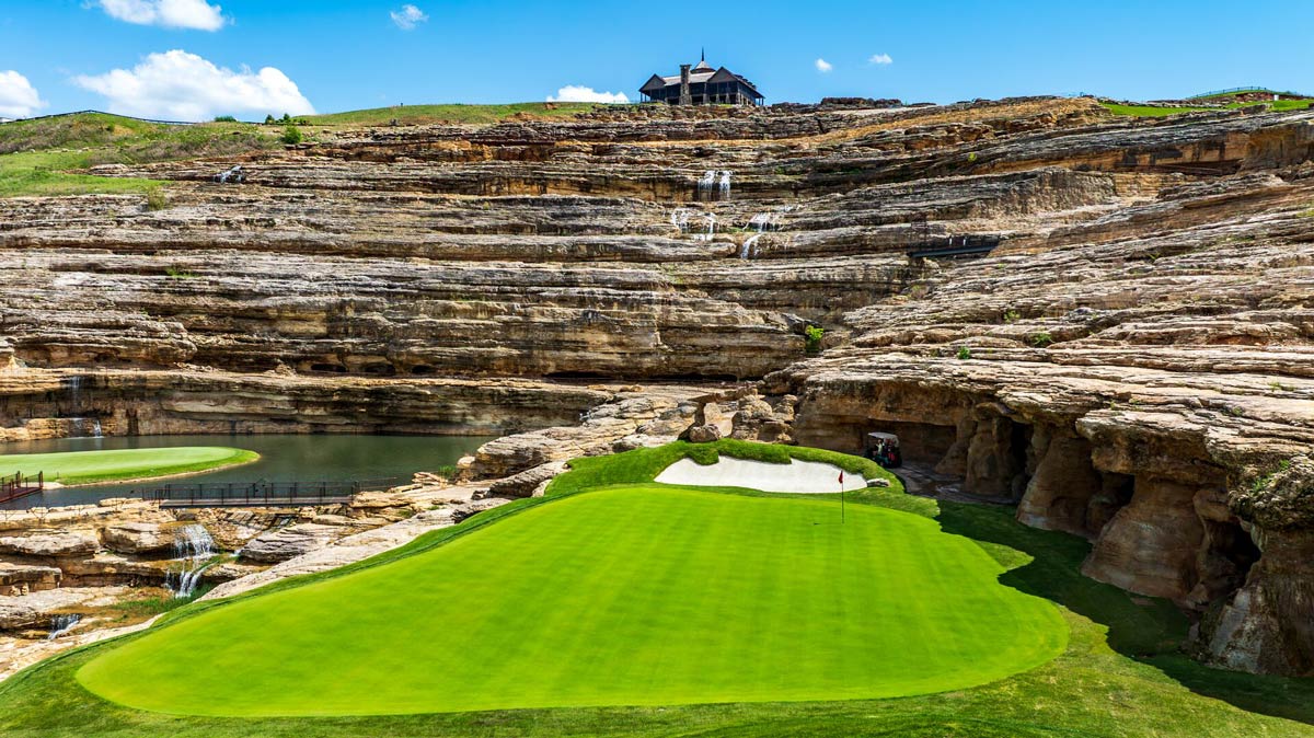 Cliffhangers golf course at Big Cedar Lodge sits underneath the picturesque Mountain Top Clubhouse