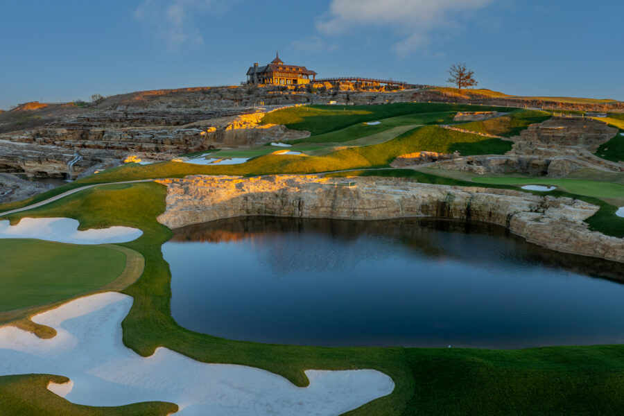 cliffhangers pond