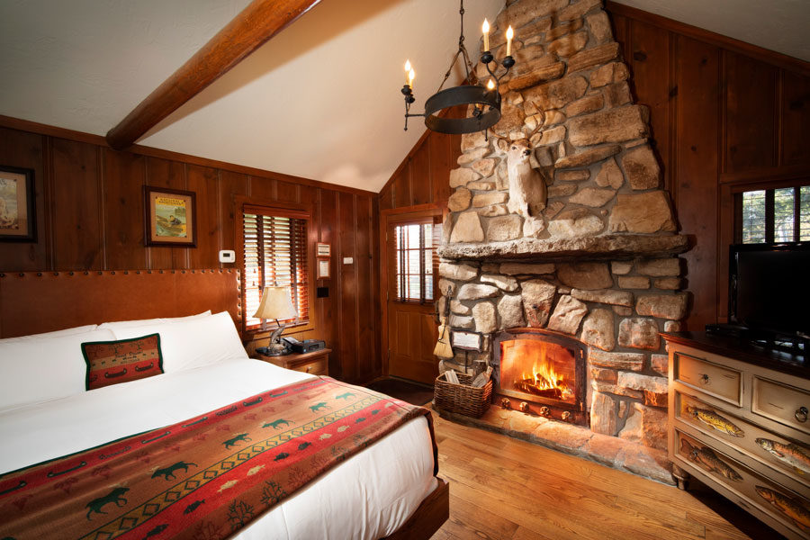 Knotty Pine One-Room Cottage with Fireplace
