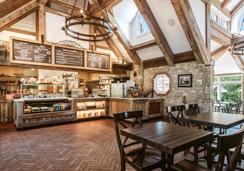 Truman Cafe and Custard for casual dining at Big Cedar Lodge offers breakfast, lunch and treats all day.